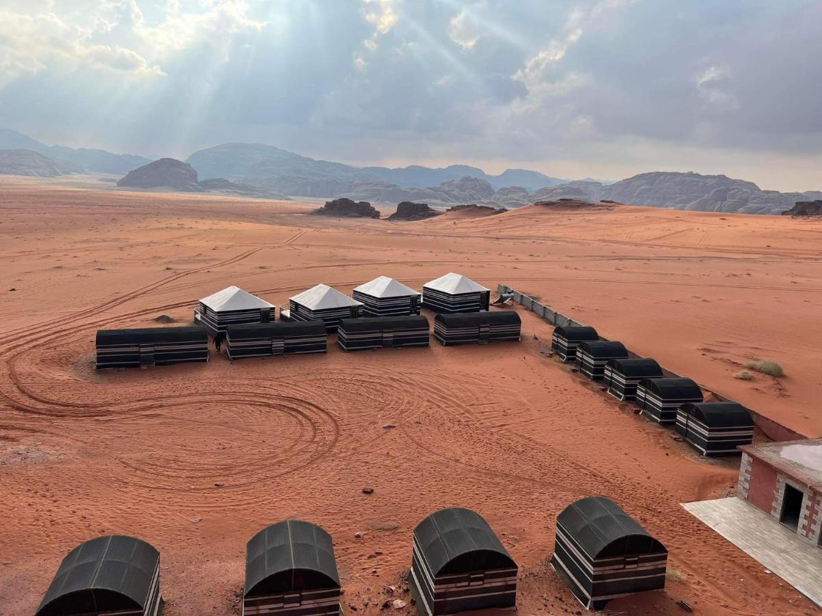 Wadi Rum Candles Camp ภายนอก รูปภาพ