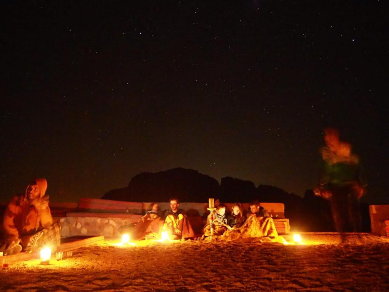 Wadi Rum Candles Camp ภายนอก รูปภาพ