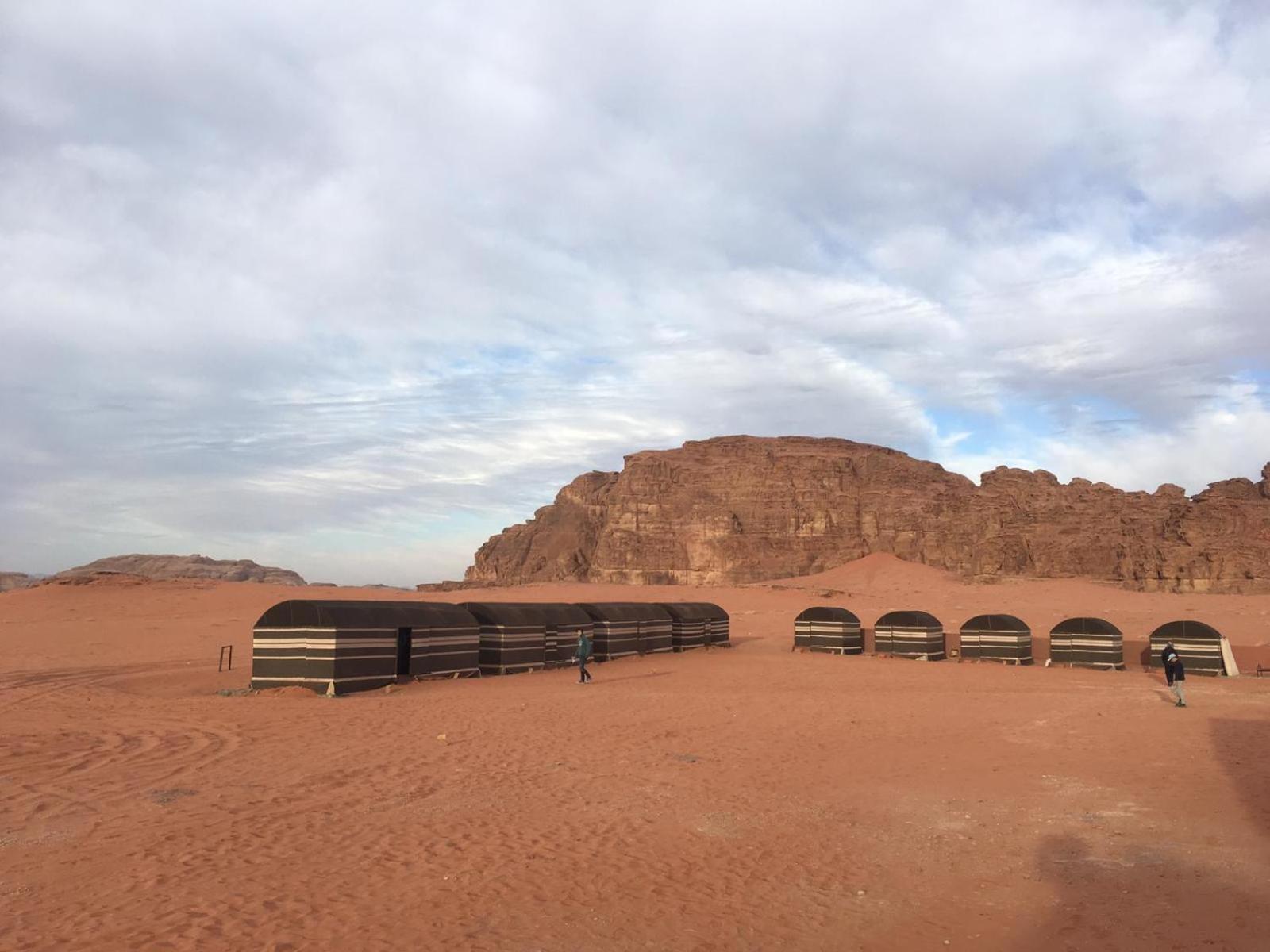 Wadi Rum Candles Camp ภายนอก รูปภาพ