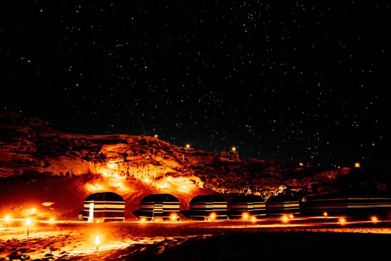 Wadi Rum Candles Camp ภายนอก รูปภาพ